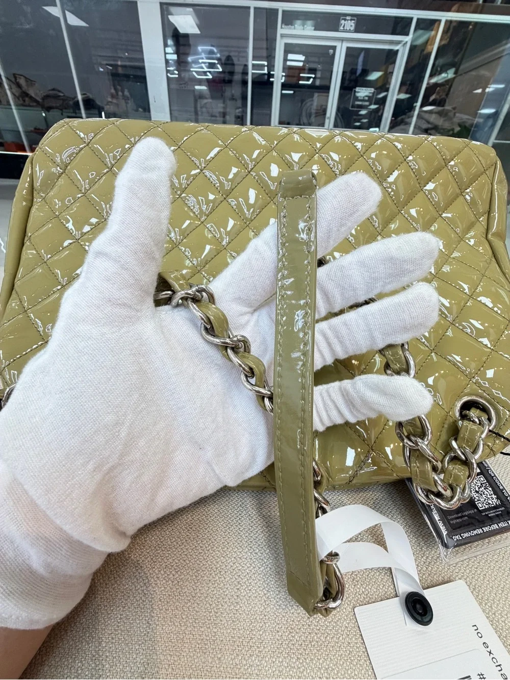CHANEL classic quilted